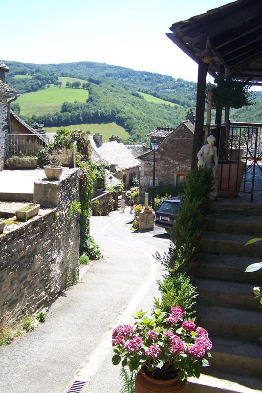 Les Hotes Du Lac, Chambres Et Tables D'Hotes Mandailles  Luaran gambar