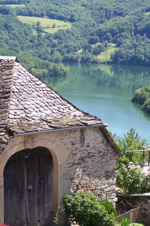 Les Hotes Du Lac, Chambres Et Tables D'Hotes Mandailles  Luaran gambar